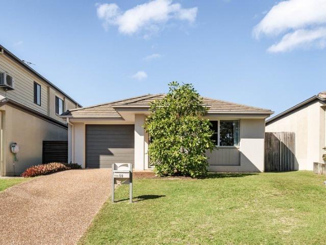 Contemporary Family Living in a Quiet North Lakes Pocket