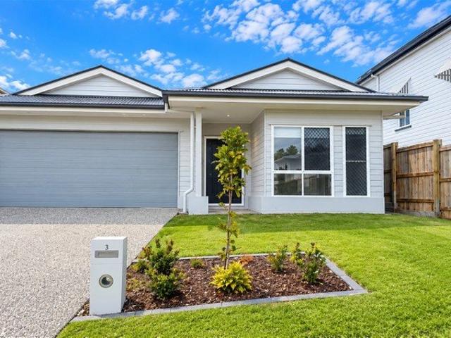 Contemporary Family Living in a Quiet Gilston Pocket