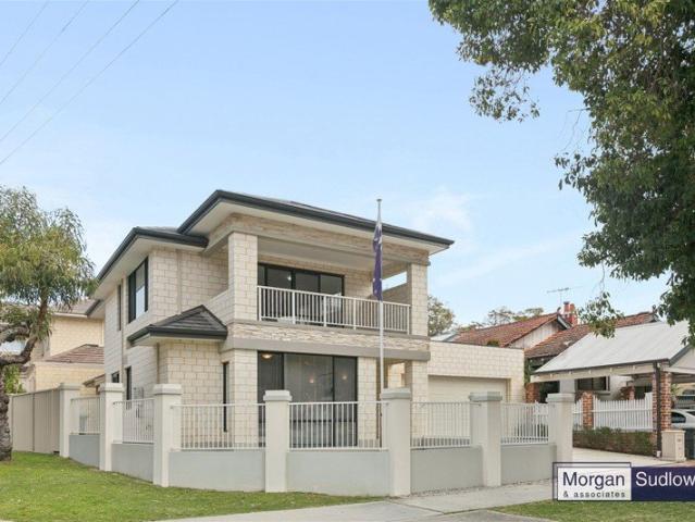 Contemporary Family Living in Coveted Locale
