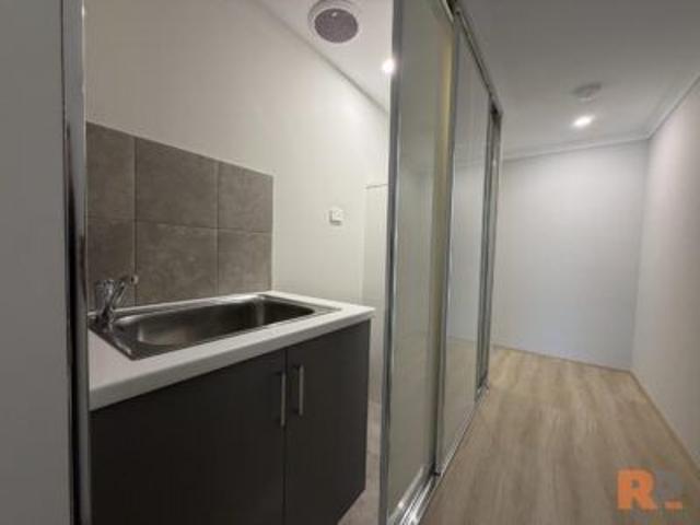 Contemporary Family Living in Growing Wellard