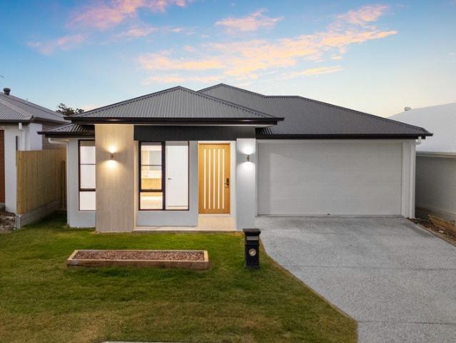 Contemporary Family Living in Greenbank