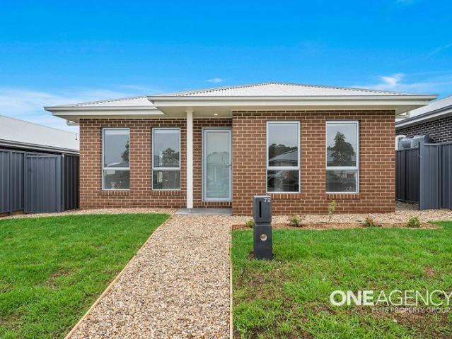 CONTEMPORARY FAMILY LIVING IN SOUGHT AFTER BADAGARANG