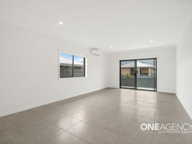 CONTEMPORARY FAMILY LIVING IN SOUGHT AFTER BADAGARANG