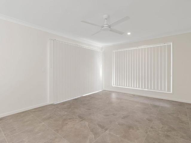 Contemporary Family Living in Sought After Victoria Point