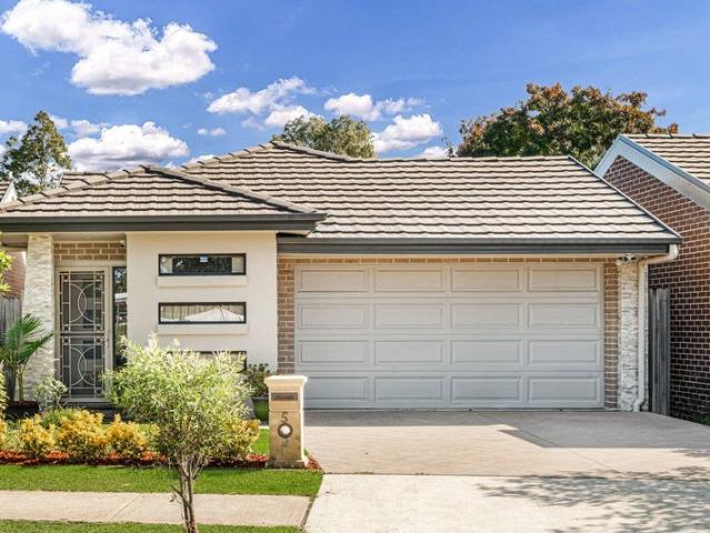 Contemporary Family Living Opposite John Palmer Public School Within The Ponds High School Catchment!