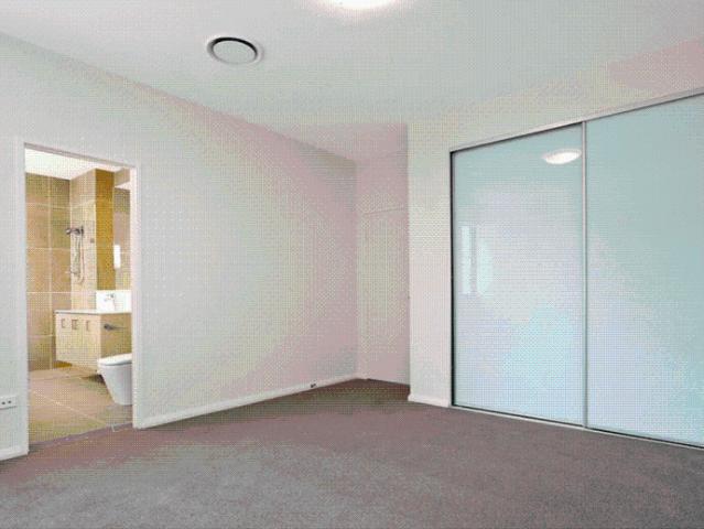 Contemporary Family Townhouse in the Heart of Kellyville