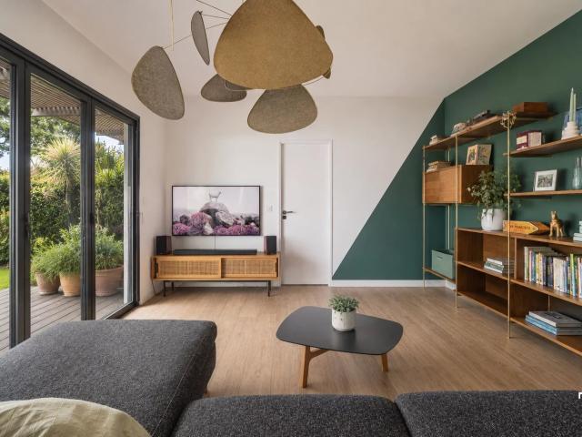 Contemporary Family Villa with Swimming Pool in the Prestigi. 150m² Marseille 2Ème