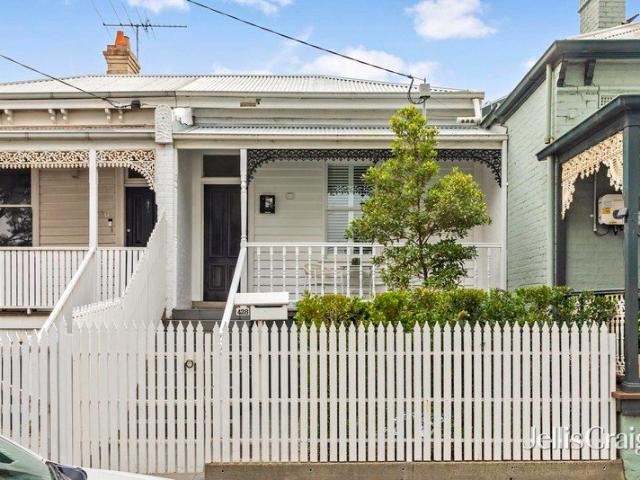 Contemporary Kensington living with village charm