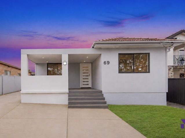Contemporary house and granny flat duo in a convenient elevated setting