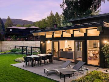 Contemporary house with garden and terrace