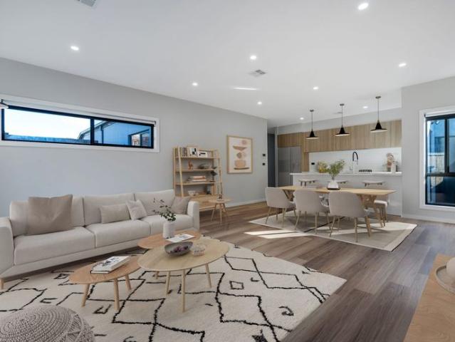 CONTEMPORARY HOME
