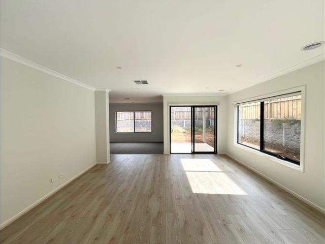 Contemporary Home in the Waterford Rise Estate