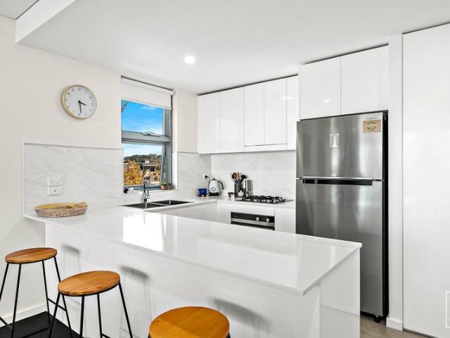 CONTEMPORARY INNER CITY LIVING