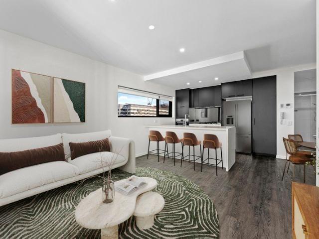 Contemporary Inner City Living in the Heart of Woolloongabba