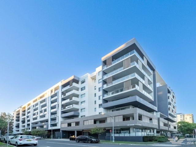 Contemporary One Bedroom Apartment with Secure Parking & Storage in the Heart of Wolli Creek