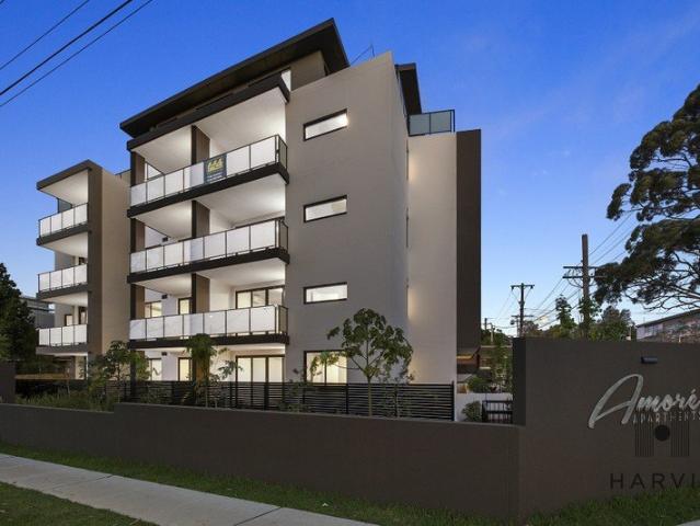 Contemporary One Bedroom Living at Amore