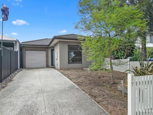 Contemporary Low Maintenance Living