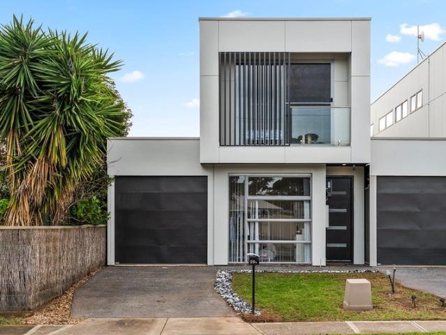 Contemporary, low maintenance living with four bedrooms in a location that puts everything within easy reach