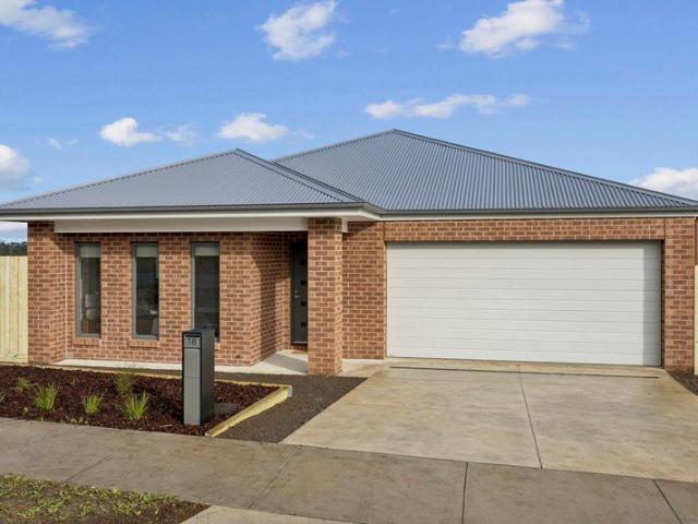 Brand New Contemporary Living