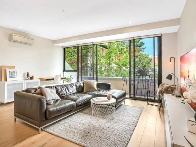 Contemporary Living on the Doorstep of Chapel Street