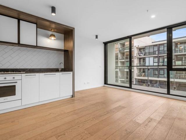 Contemporary Living City Edge