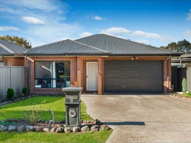 Contemporary Living in Old Town Kilmore