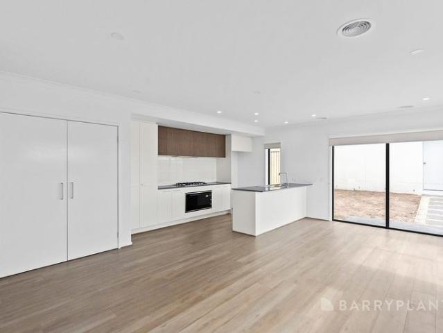 Contemporary Living in Averley Estate