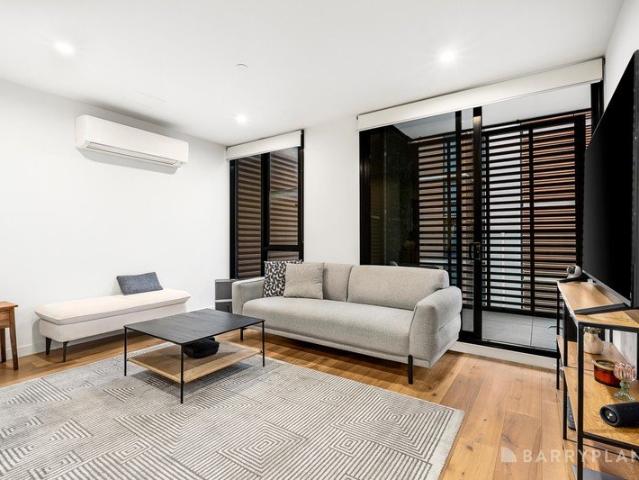 Contemporary Living in a Connected Setting