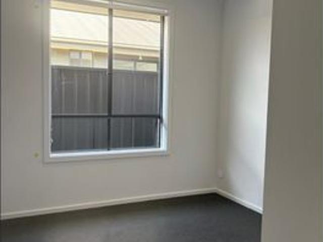 Contemporary Living In A Sought After Location.