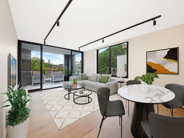 Contemporary Living in a Prime Crows Nest Location