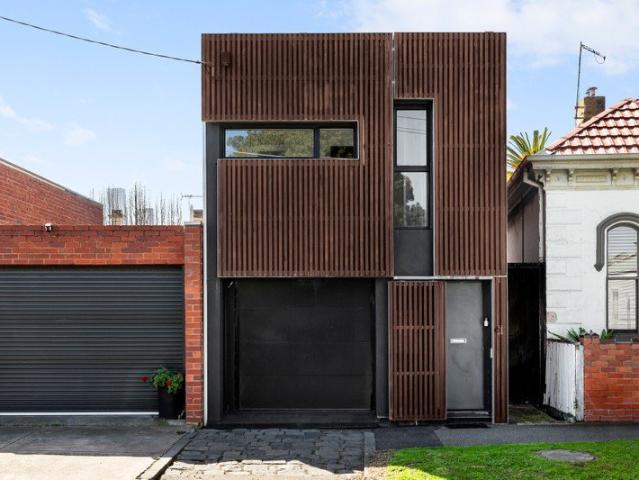 Contemporary Living in a Prime Albert Park Pocket