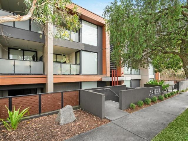 Contemporary Living in a Prime Rowville Location