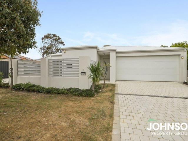Contemporary Living in a Prime Westminster Location