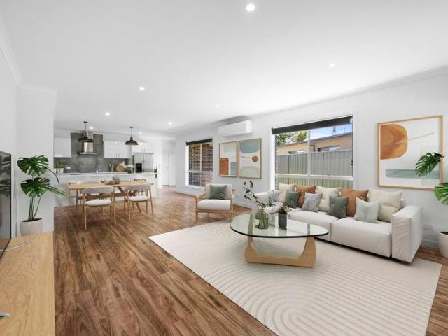 Contemporary Living in a Quiet Court