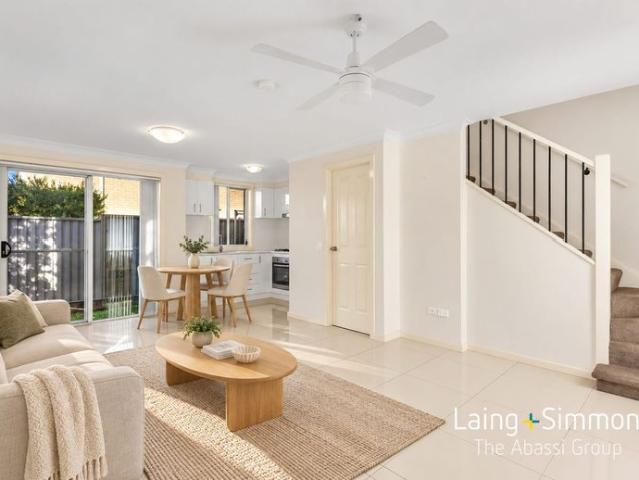 Contemporary Living in a Quiet, Boutique Complex!