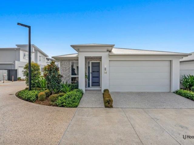 Contemporary Living in an Exclusive GemLife Community