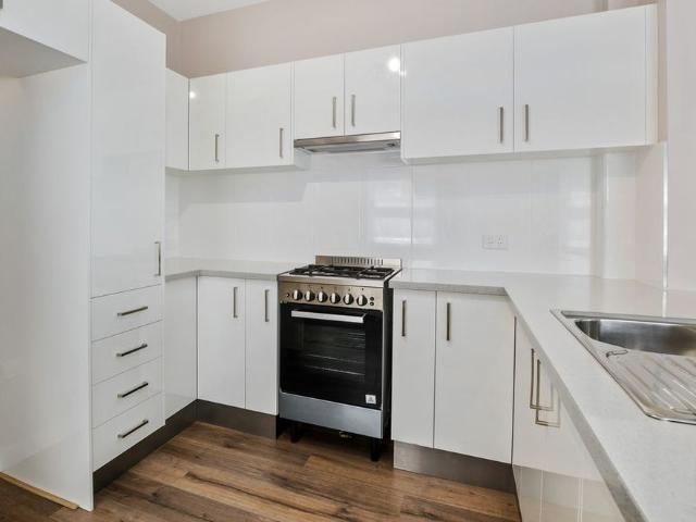Contemporary Living in an unbeatable Location