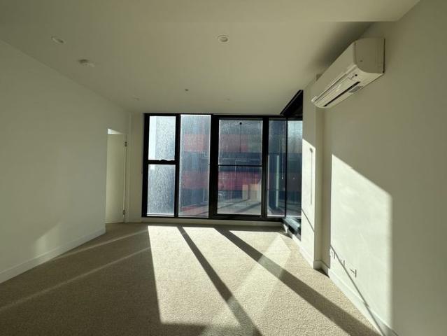Contemporary Living in Prime Location