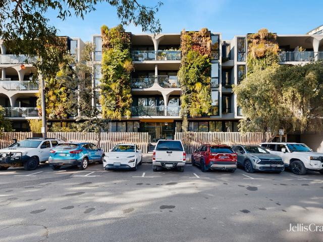 Contemporary Living in the Award Winning Illura Apartments
