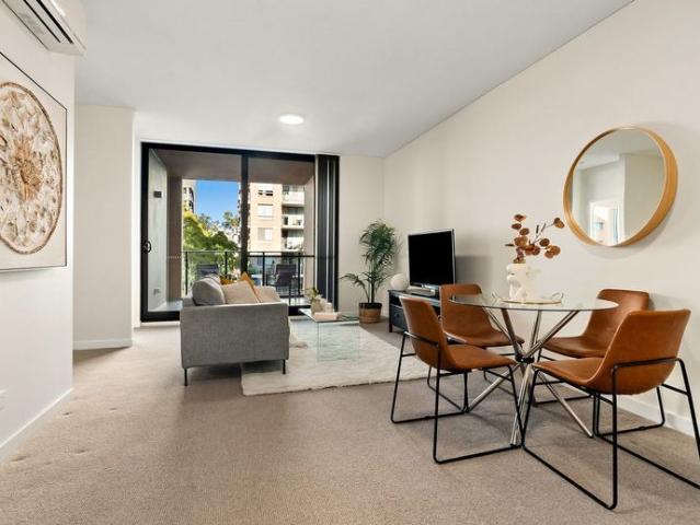 Contemporary Living in the Heart of Waitara