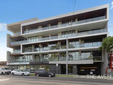 Contemporary Living in the Heart of Essendon North