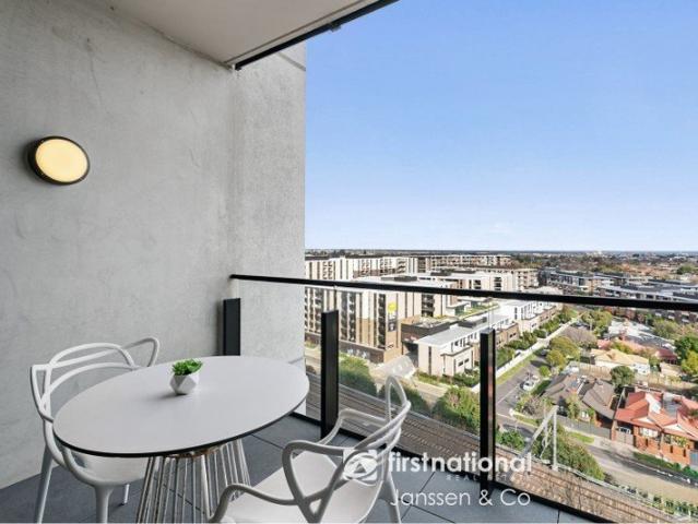 Contemporary Living in the Heart of Malvern East
