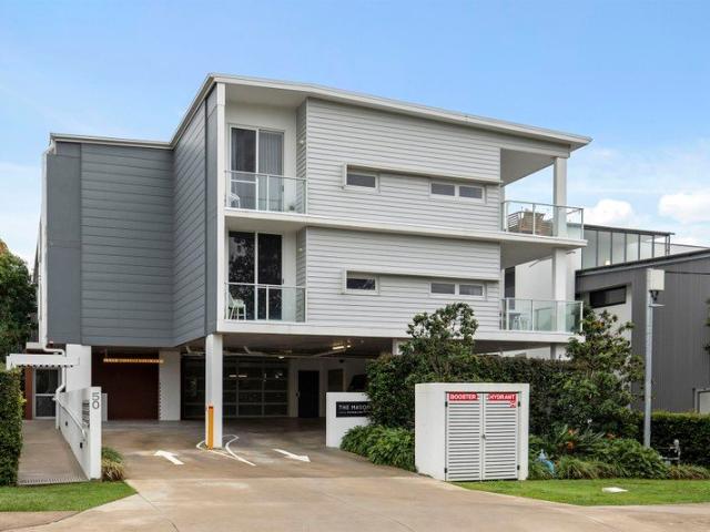 Contemporary Living in the Heart of Mitchelton's Lifestyle Precinct