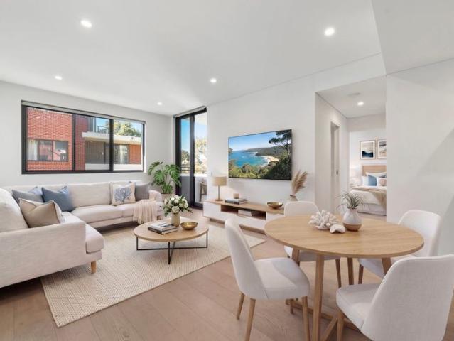 Contemporary Living in the Heart of Roseville