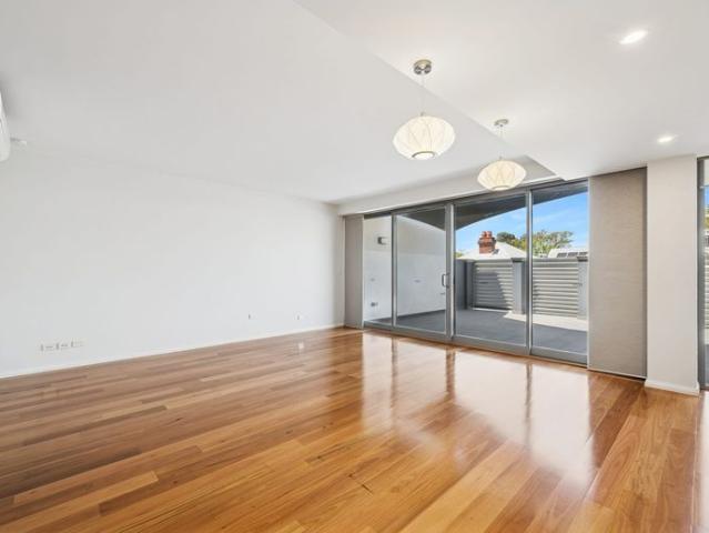 Contemporary Living in the Heart of South Perth