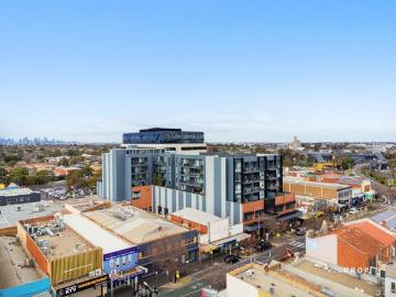 Contemporary Living in the Heart of Sunshine