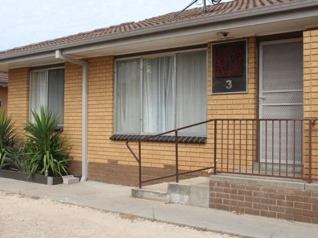 Contemporary Living with Charm, Comfort and Convenience