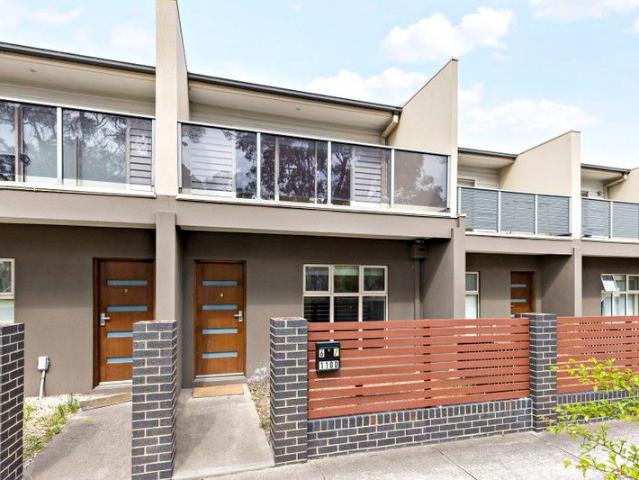 Contemporary Living with Desirable Features