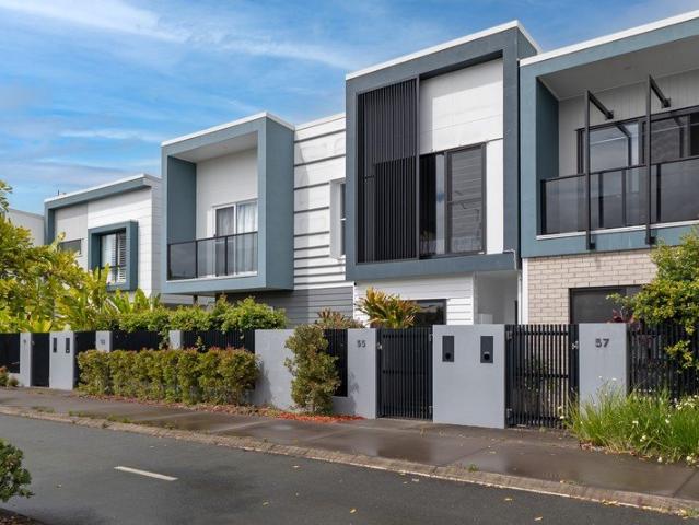 Contemporary Living with Dual Ensuite Luxury!