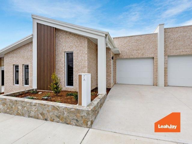 Contemporary Living with Exceptional Convenience